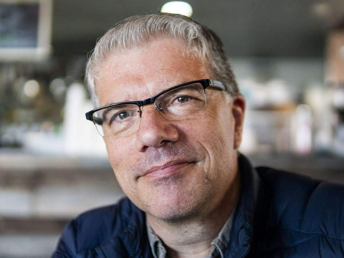 Les hangars des hommes : Qui sont vos aînés ? - A Love Letter to Men